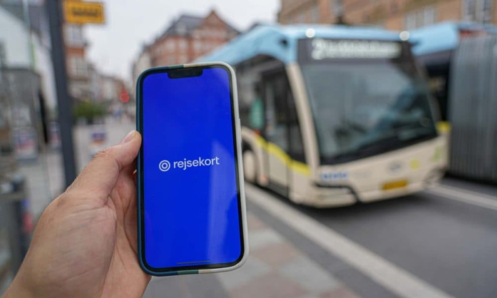 Vores produkter gør det nemmere at rejse med kollektiv transport copy and media image